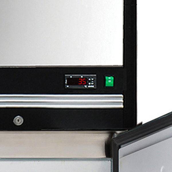 MXCR-23FDHC Maxx Cold Single Door, Solid Door Reach-In Refrigerator, Top Mount, 23 Cu ft - Top Restaurant Supplies