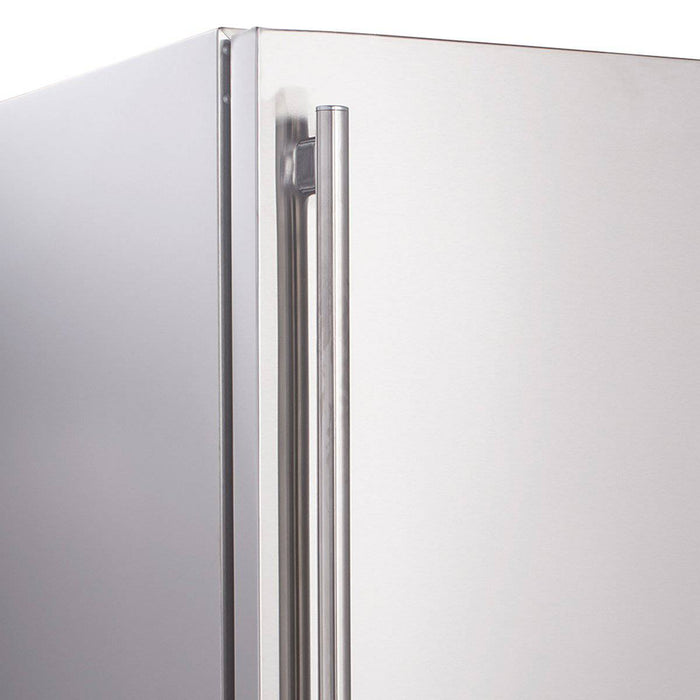 MCRC5U-O Maxx Ice Outdoor Compact Refrigerator, 5 Cu ft - Top Restaurant Supplies